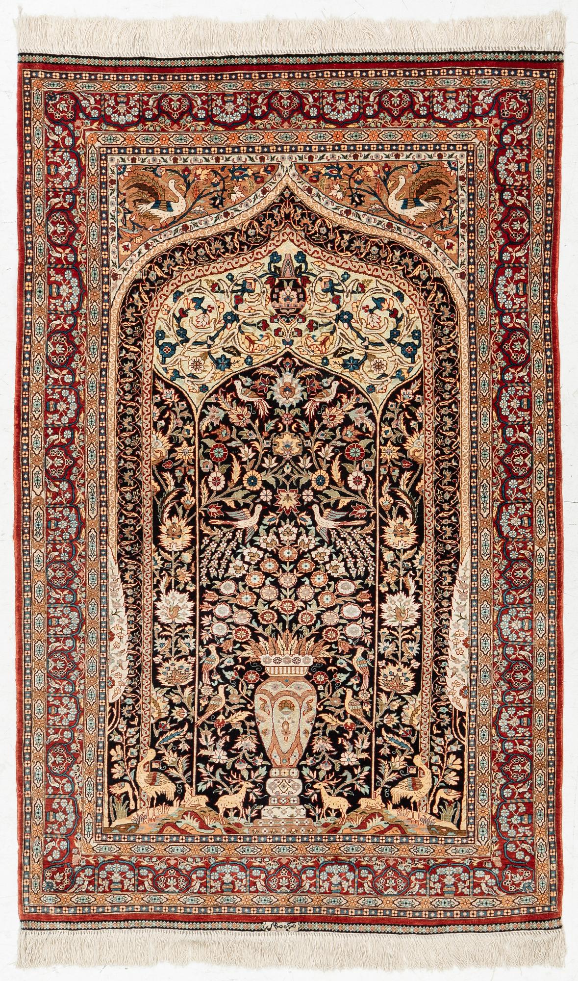 Carpet, silk, oriental, approx. 152 x 96 cm.