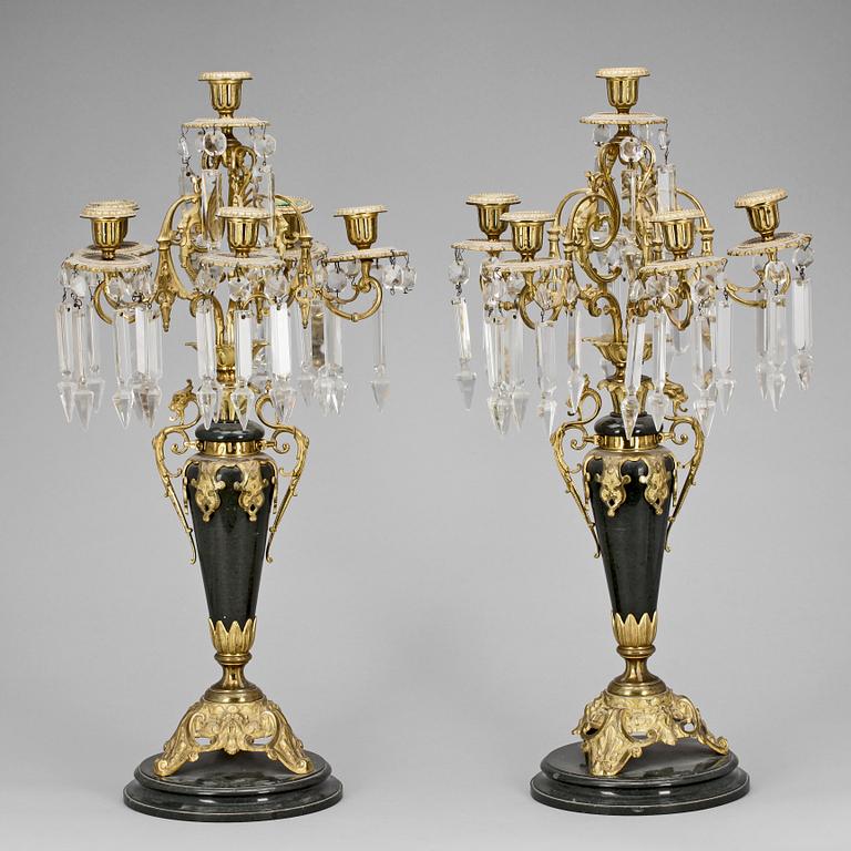 KANDELABRAR, ett par, oskarianska, sent 1800-tal.