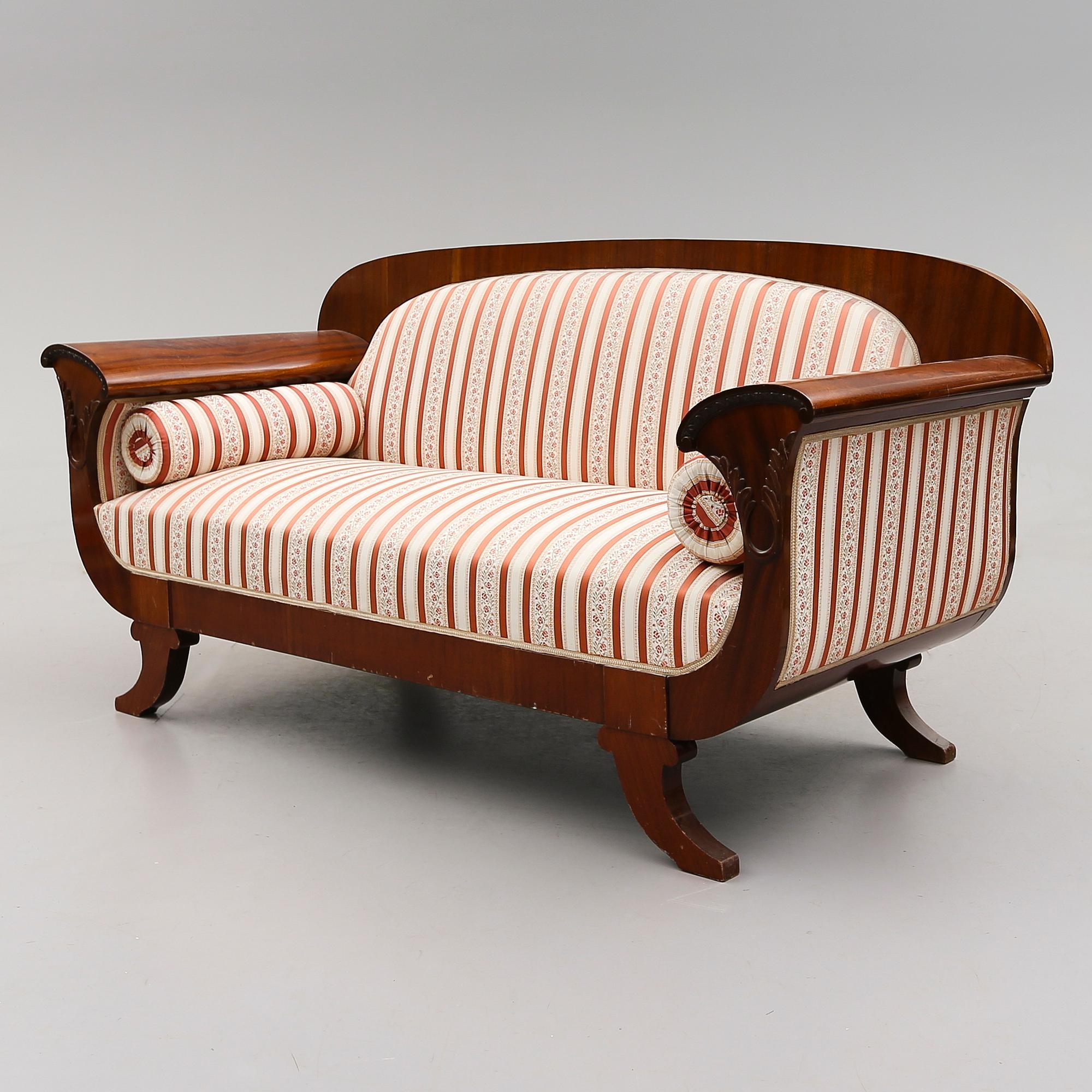SOFFA, Karl Johan-stil, 1900-talets första hälft.