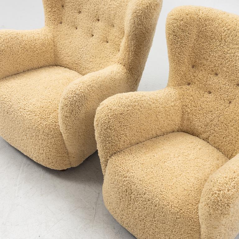 A pair of armchairs, Scandinavia, 1930's/40's.