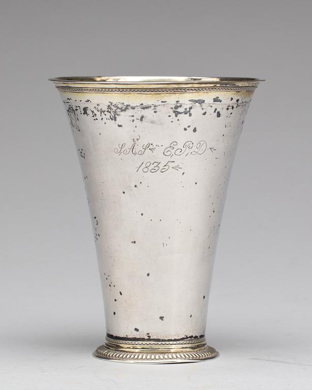 BÄGARE, silver. Mästarstämpel ASB?, Kristianstad 1772. Vikt ca 265g.