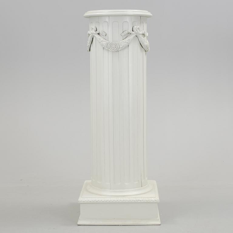PIEDESTAL, gustaviansk stil, 1900-tal.
