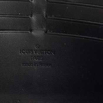 Louis Vuitton, A Suhali leather 'Le Favori Verone Wallet'.
