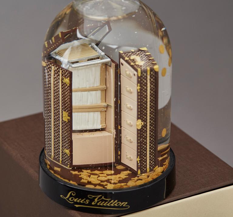 BREVPRESS, Louis Vuitton.