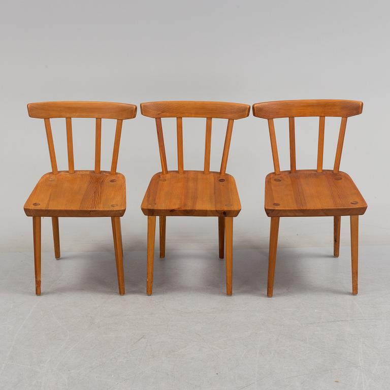 Three pieces of Carl Malmsten chairs in pinewood, 20th century.