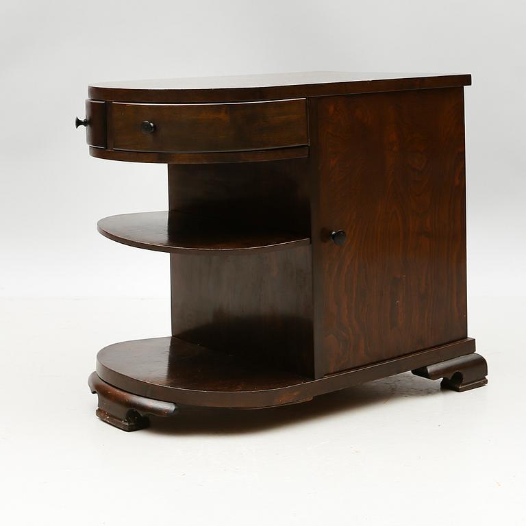 BORD, 1900-talets första hälft.