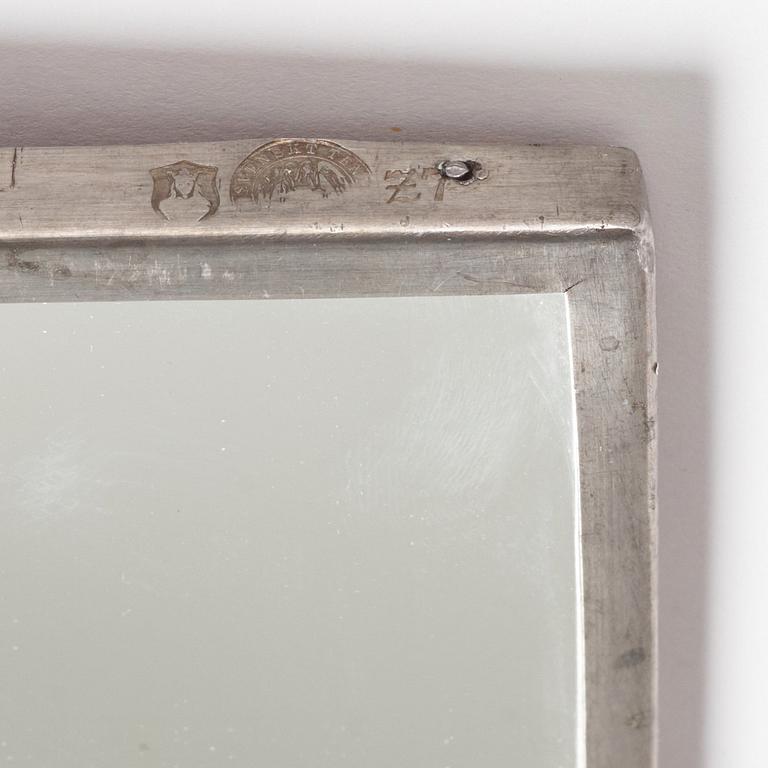 Firma Svenskt Tenn, spegel, modell "139", Stockholm 1926.