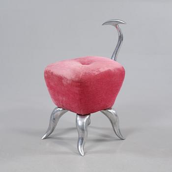 PALL, möjligen Philippe Starck, omkring år 2000.