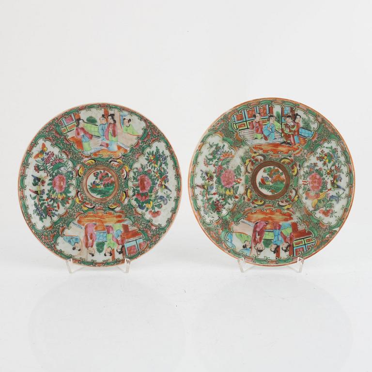 Six porcelain Canton plates, China, 19th century.