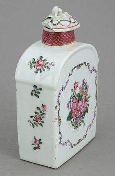 TEDOSA, porslin, Qingdynastin Qianlong 1736-95.