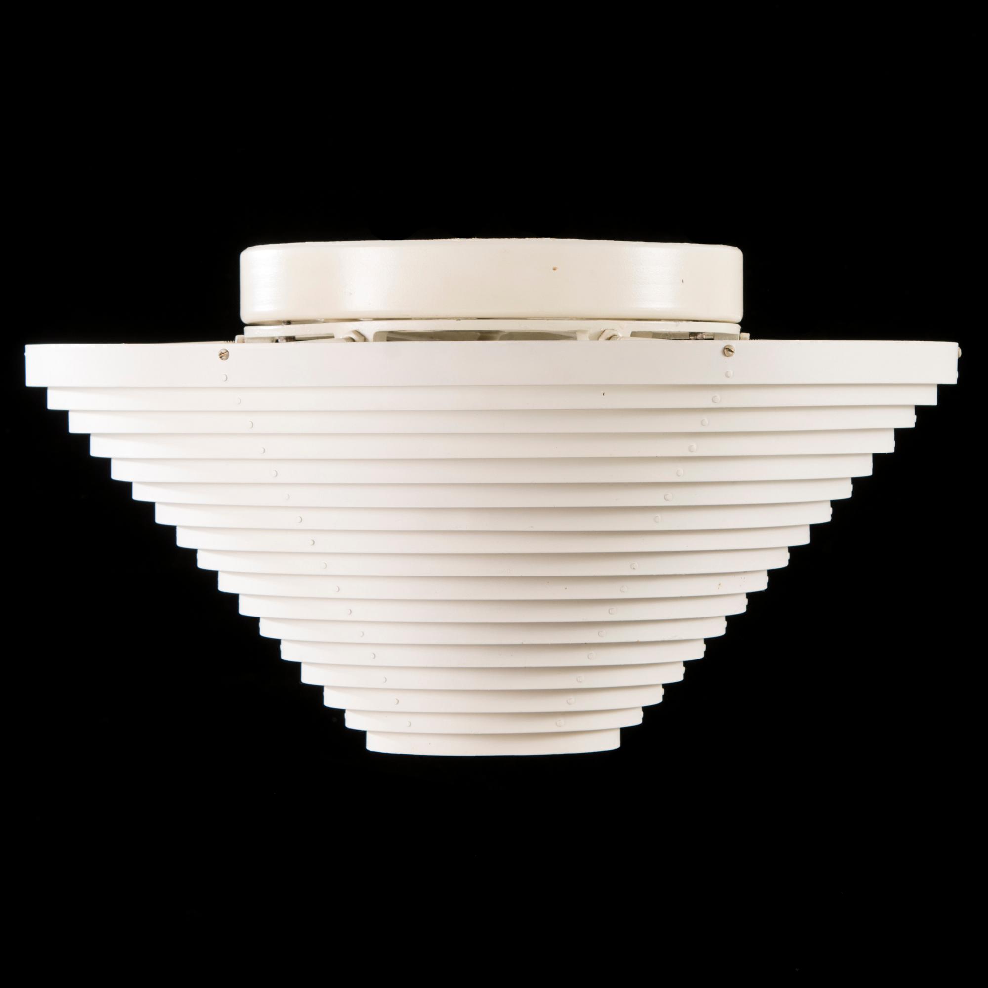 ALVAR AALTO, A 'A622B' ceiling light for Valaistustyö.