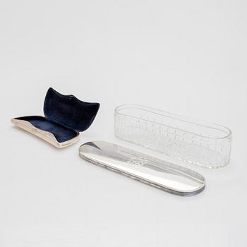 Two silver dishes, toiletry box and an eyeglass case, Sweden and Finland 1908-50.