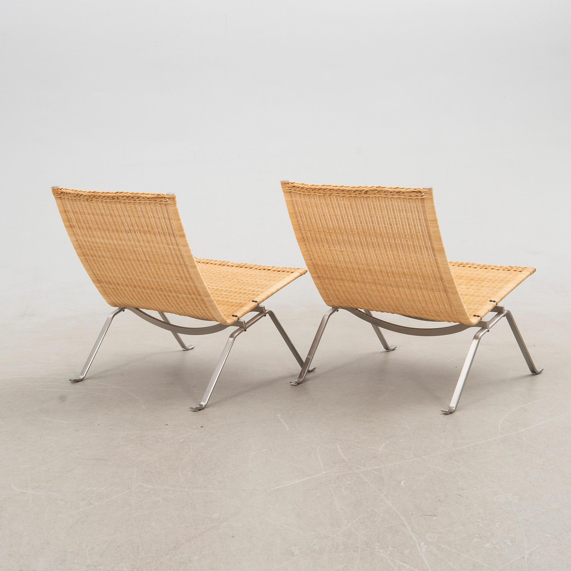 Poul Kjaerholm, armchairs, a pair, "PK22" for Fritz Hansen, Denmark, 2000.