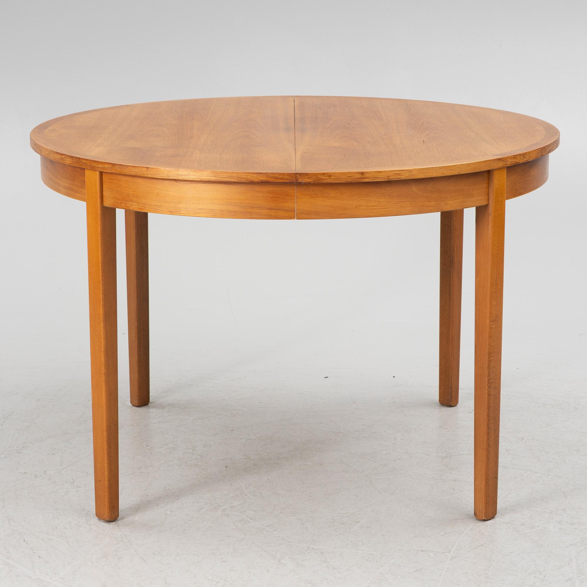 A dining table, second half of the 20th century.