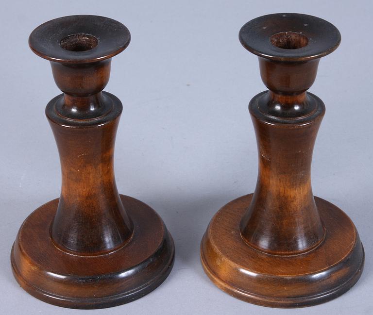 LJUSSTAKAR, ett par, "Liljeholmens ljusstake Nr: 11", Carl Malmsten.