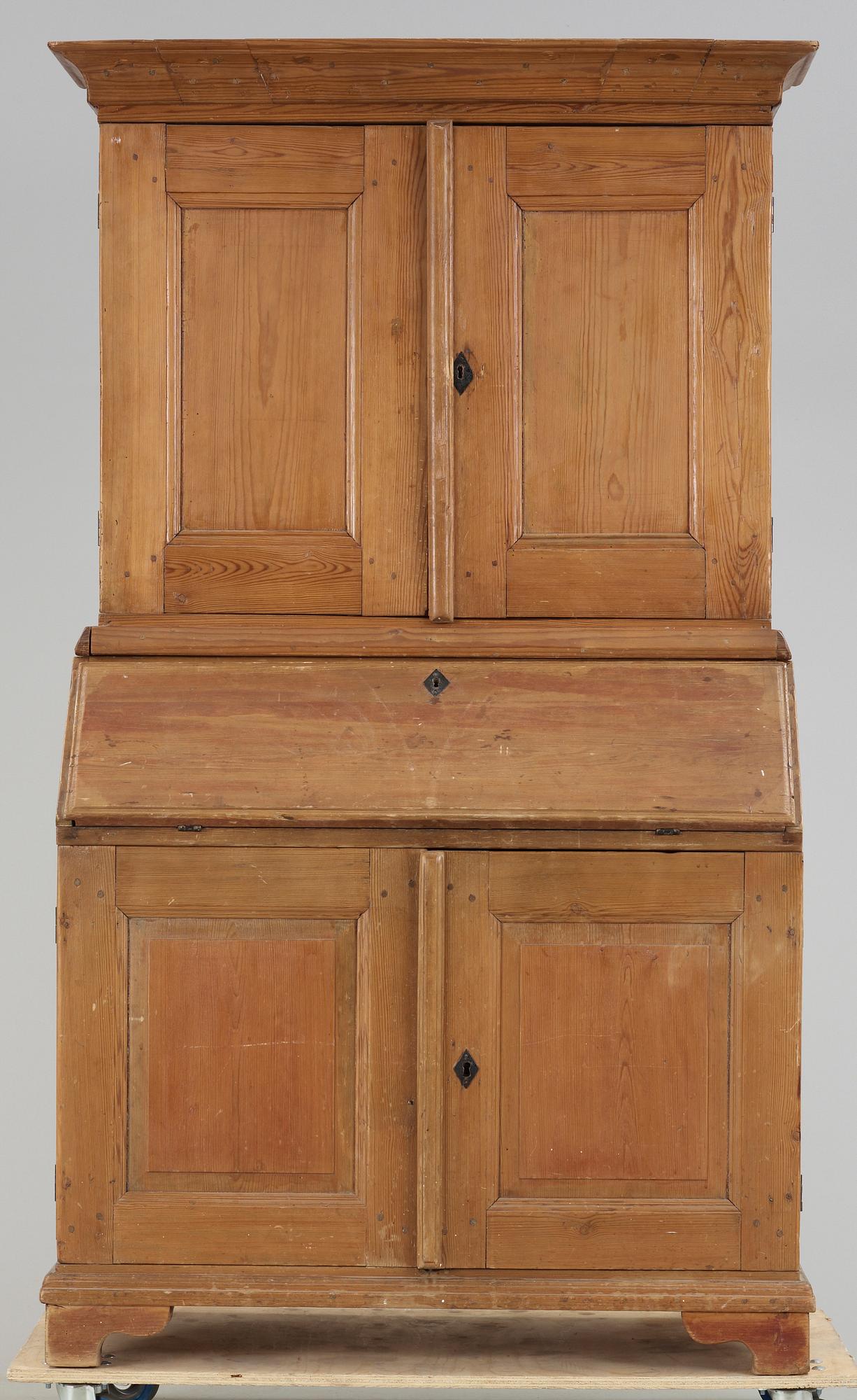 SKRIVSKÅP, 1800-tal.