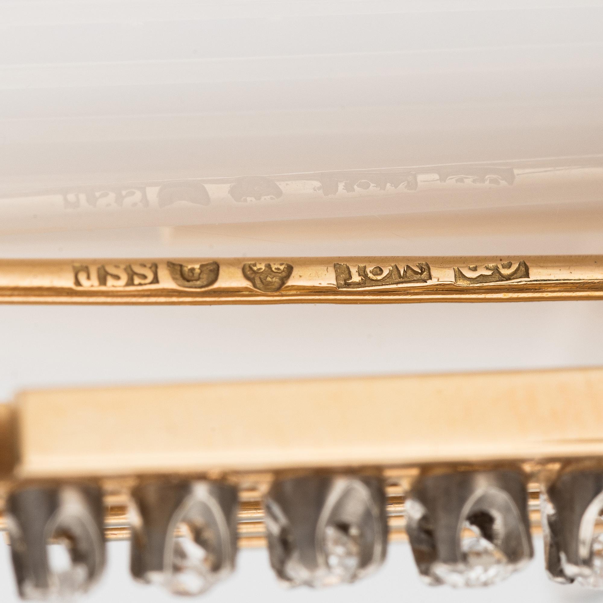 Brosch, Jarl Sandin, 18K guld och vitguld med safirer och gammalslipade diamanter.