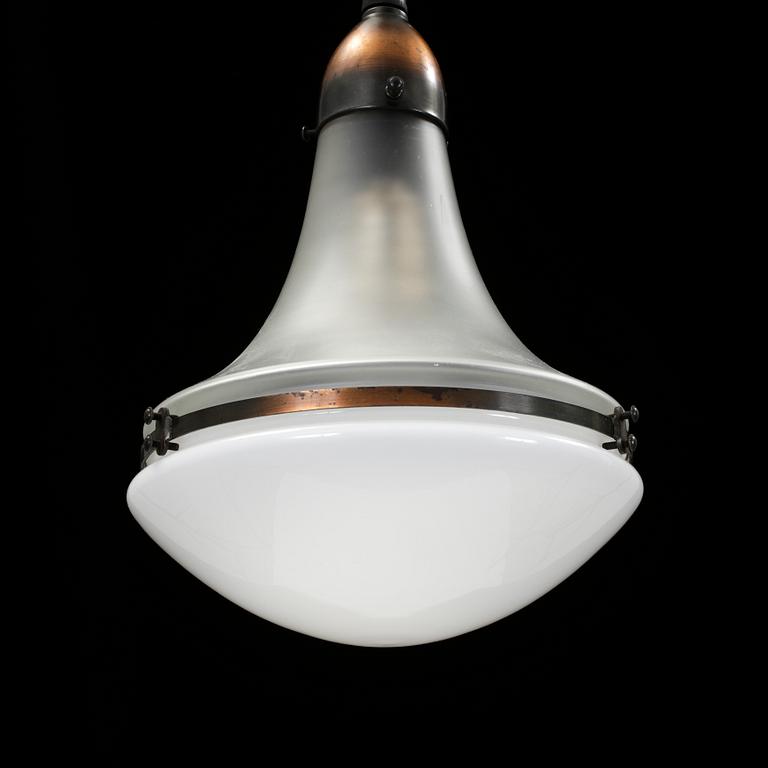 TAKLAMPA, AEG, Peter Behrens. 1900-talets första hälft.