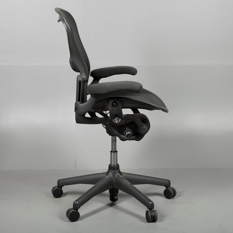 KONTORSTOL "Aeron Chair", Herman Miller.