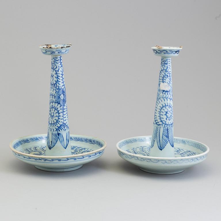 A large pair of Chinese blue and white porcelain incense holders/candle holders, Qing dynasty, 19th century.