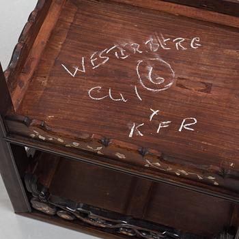 BORD, två stycken, trä. Kina, 1900-tal.