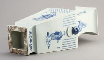 GOLVVAS, porslin, 1800/1900-tal.
