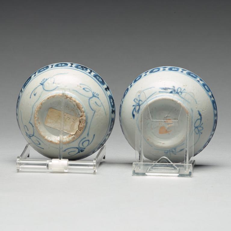 Two blue and white bowls, Ming dynasty (1368-1644).