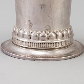 A silver vase by Georg Jensen, Copenhagen 1919. Weight 437 gram.