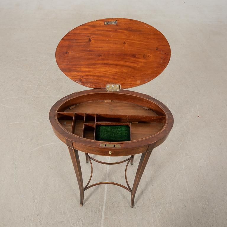 Sybord Sengustavianskt 1800-talets första hälft.