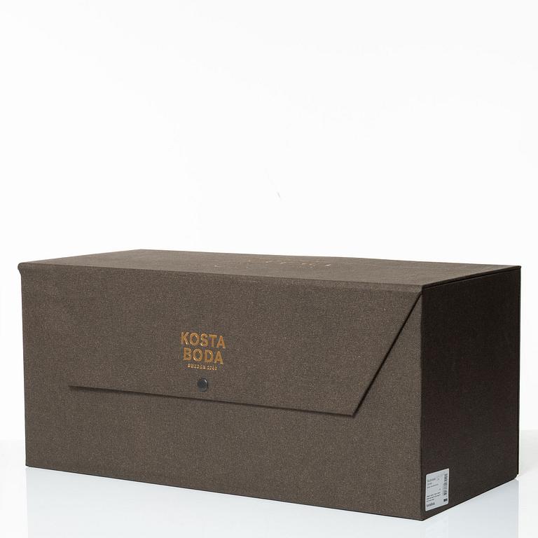 Lena Bergström, "Aqua", from the series "Tellus", Kosta Boda, 2019.