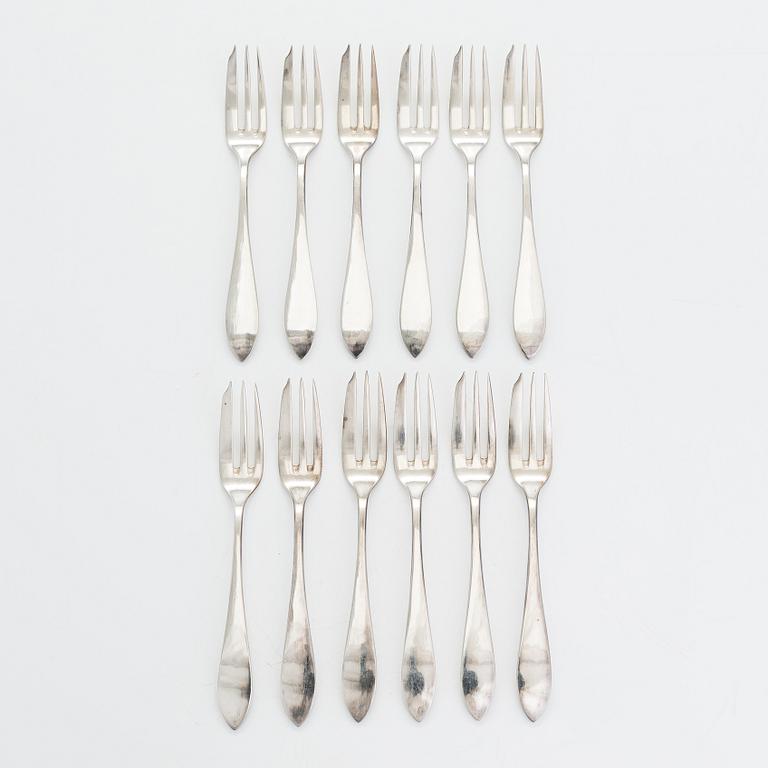 Bestickuppsättning för 12, totalt 108 delar, silver, Warszawa, Polen 1931-1963.