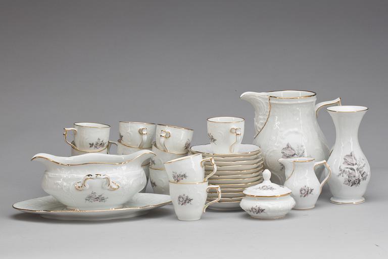 SERVIS, ca 85 delar. Porslin, Rosenthal "Sans souci".
