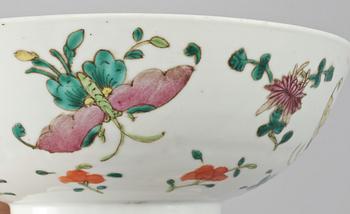 SKÅLAR, ett par, porslin. Kina, 1900-talet första hälft.