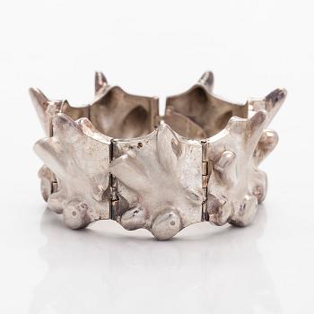 Matti Hyvärinen, bracelet, silver, Sirokoru, Turku 1973.