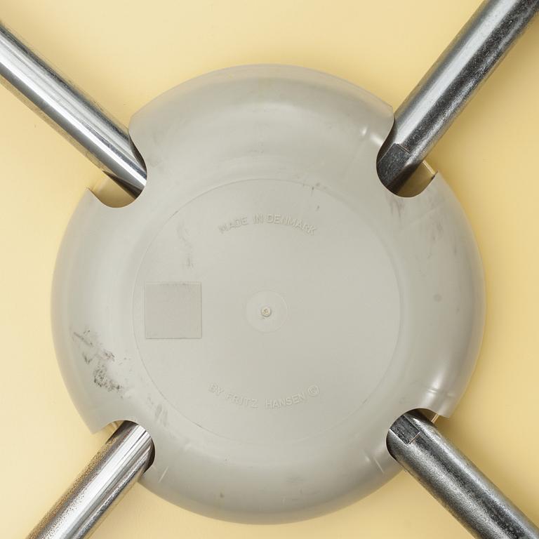 KARMSTOLAR, 6 st, "Sjuan", Arne Jacobsen för Fritz Hansen.