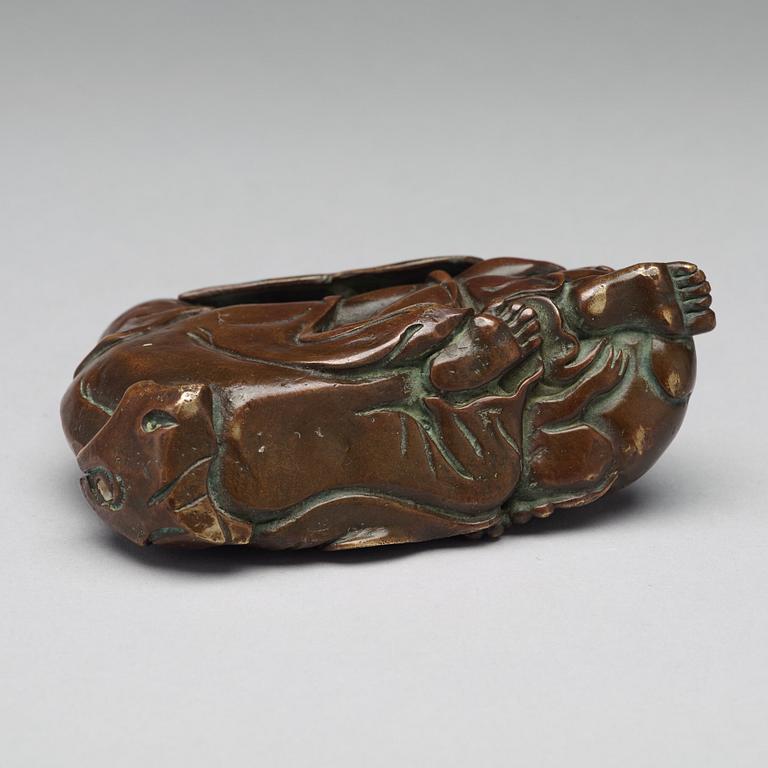 FIGURIN, brons. Qingdynastin, 1700/1800-tal.