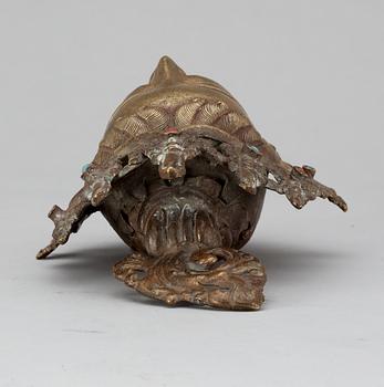 BUDDAHUVUD, brons med stenar. Troligen Nepal.