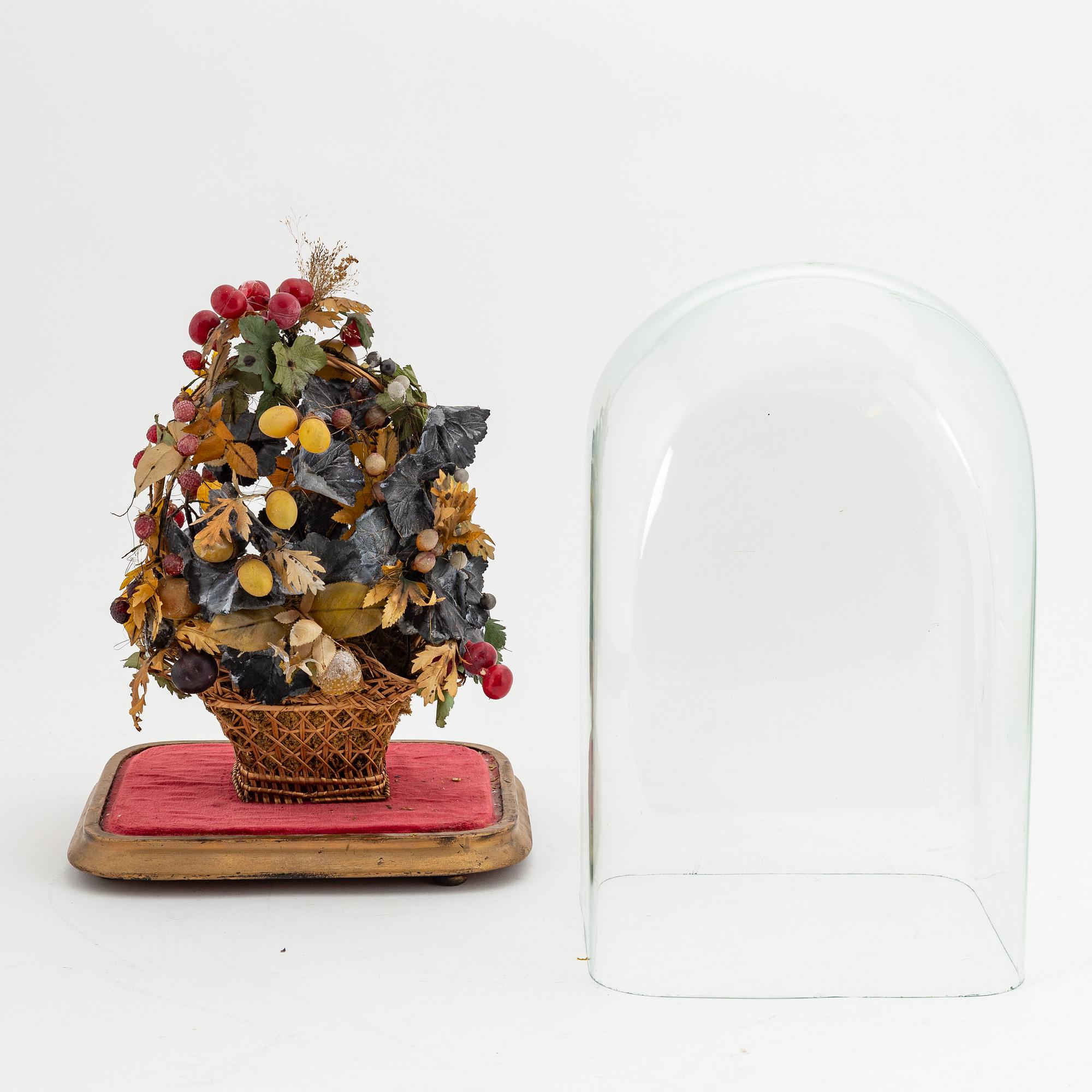 Bordsdekoration, omkring år 1900.