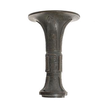 An archaistic bronze vase, Gu, Qing dynasty (1644-1912).