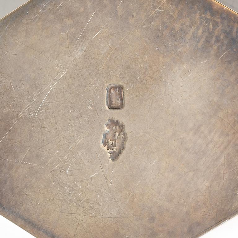 A group of six Japanese salts / boxes, some marked sterling silver, around 1900.