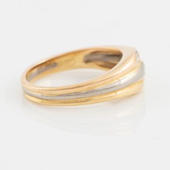 Cartier, ring, 18K trefärgatguld med små briljanter.