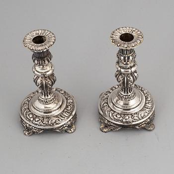 ERIK ADOLF ZETHELIUS, LJUSSTAKAR, ett par, silver, senempire, Stockholm 1839.