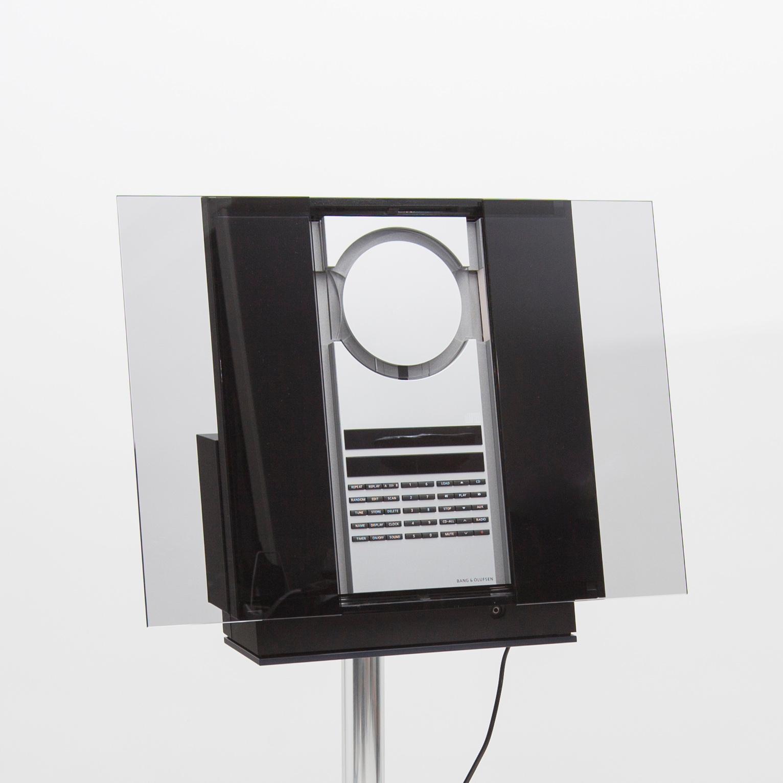 STEREO, "Beosound 3000", David Lewis, Bang & Olufsen, tillverkad mellan 2000 - 2006.