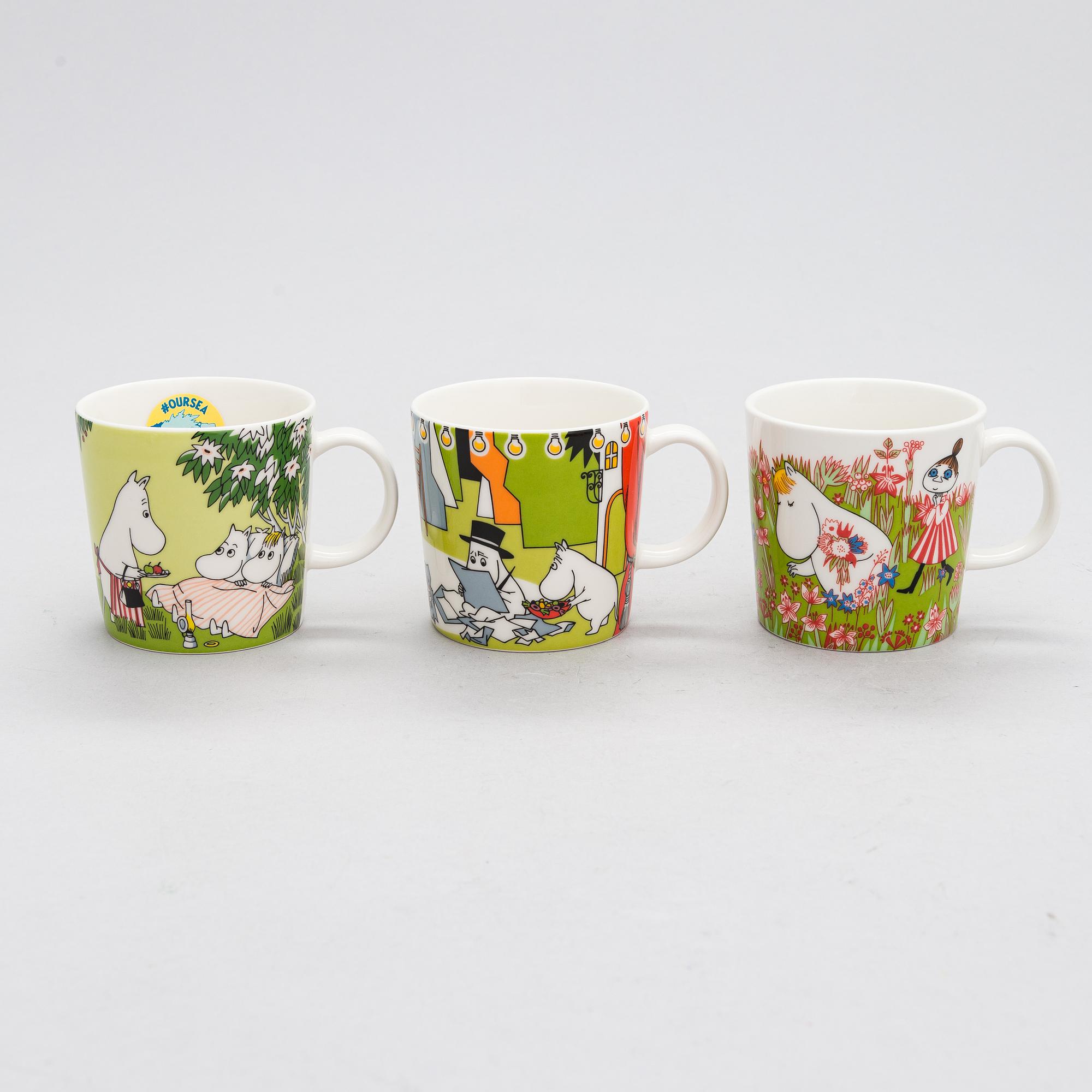Muumimukeja, 12 kpl, ja kannu, posliinia, Moomin Characters, Arabia.