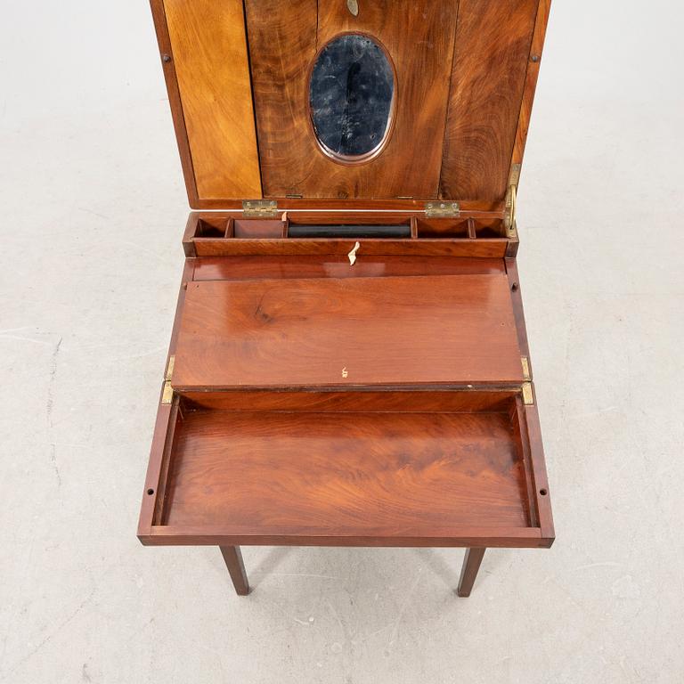 A late 19th century mahogany writing casket.