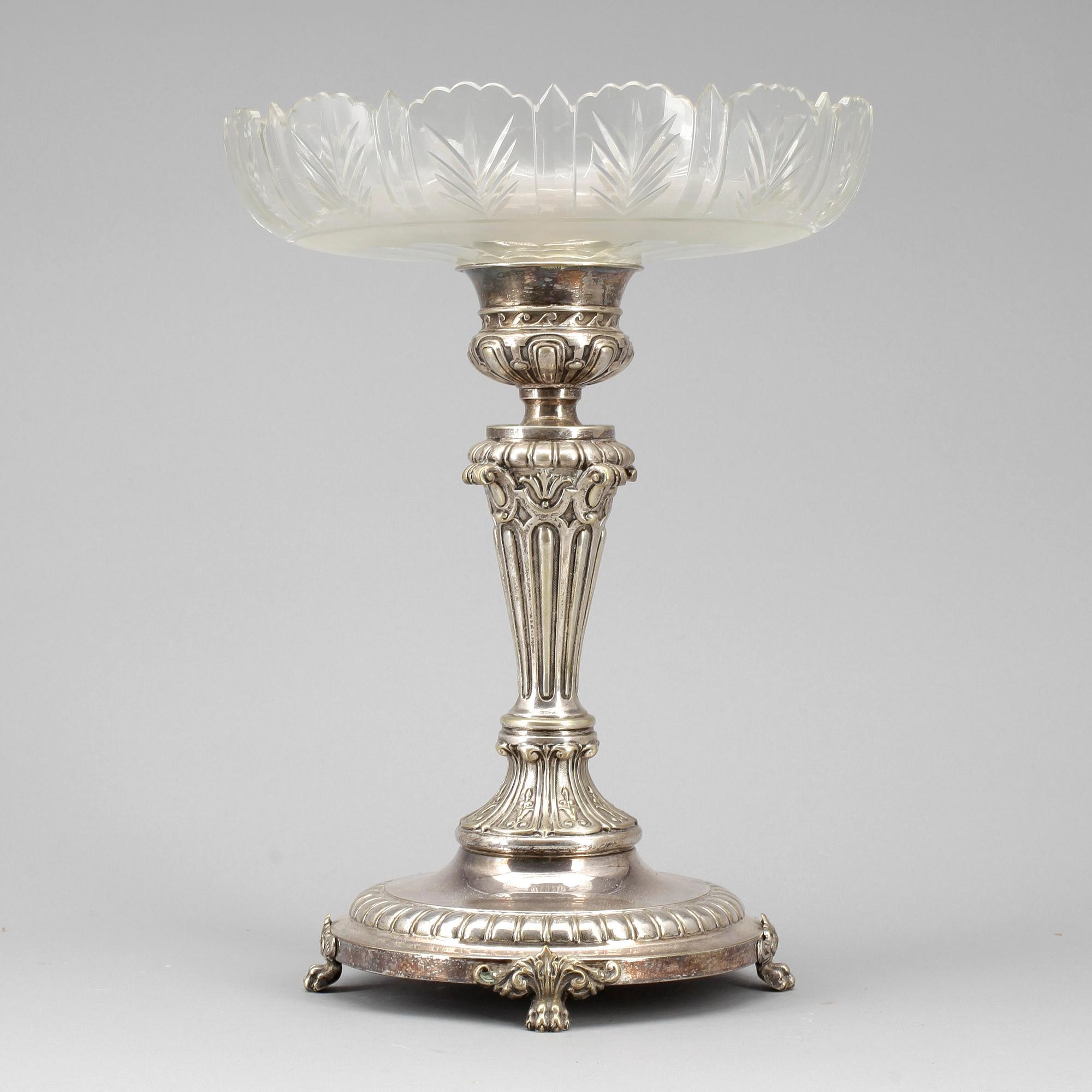JARDINJÄR, nysilver och glas, 1900-talets första kvartal.