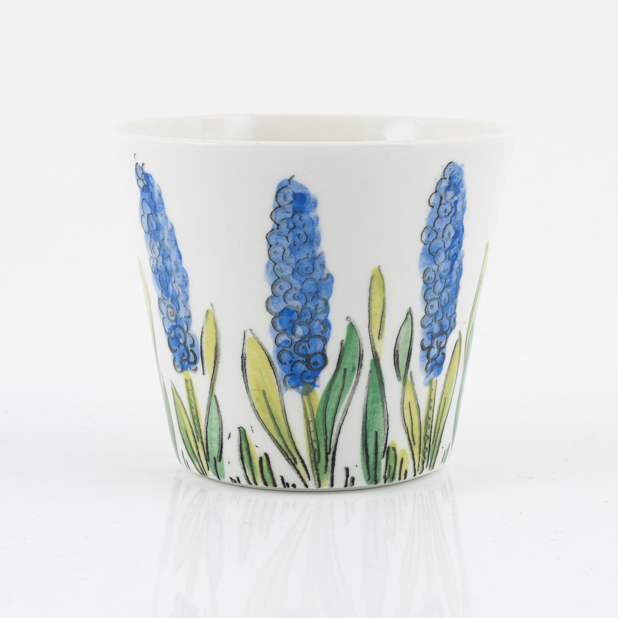Ellen Mortensen, a 'Pärlhyacint' teacup, Upsala Ekeby/Gefle.