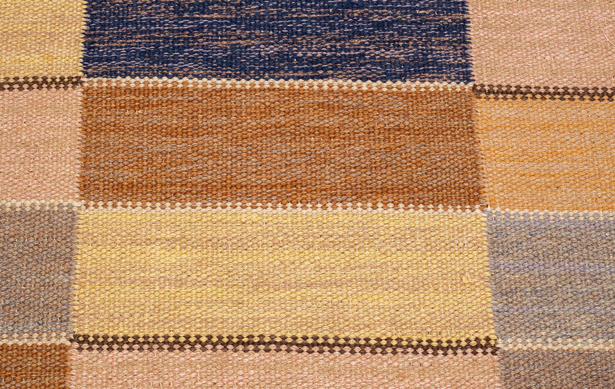 Märta Måås-Fjetterström, matta, "Nöthåret", rölakan, ca 197,5 x 118-119 cm, signerad MMF.