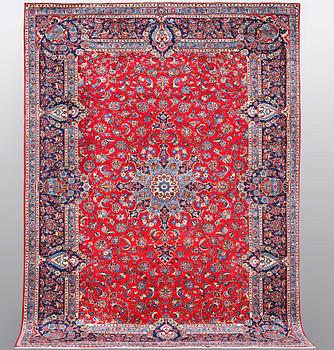 A carpet, Kashan 353 x 244 cm.