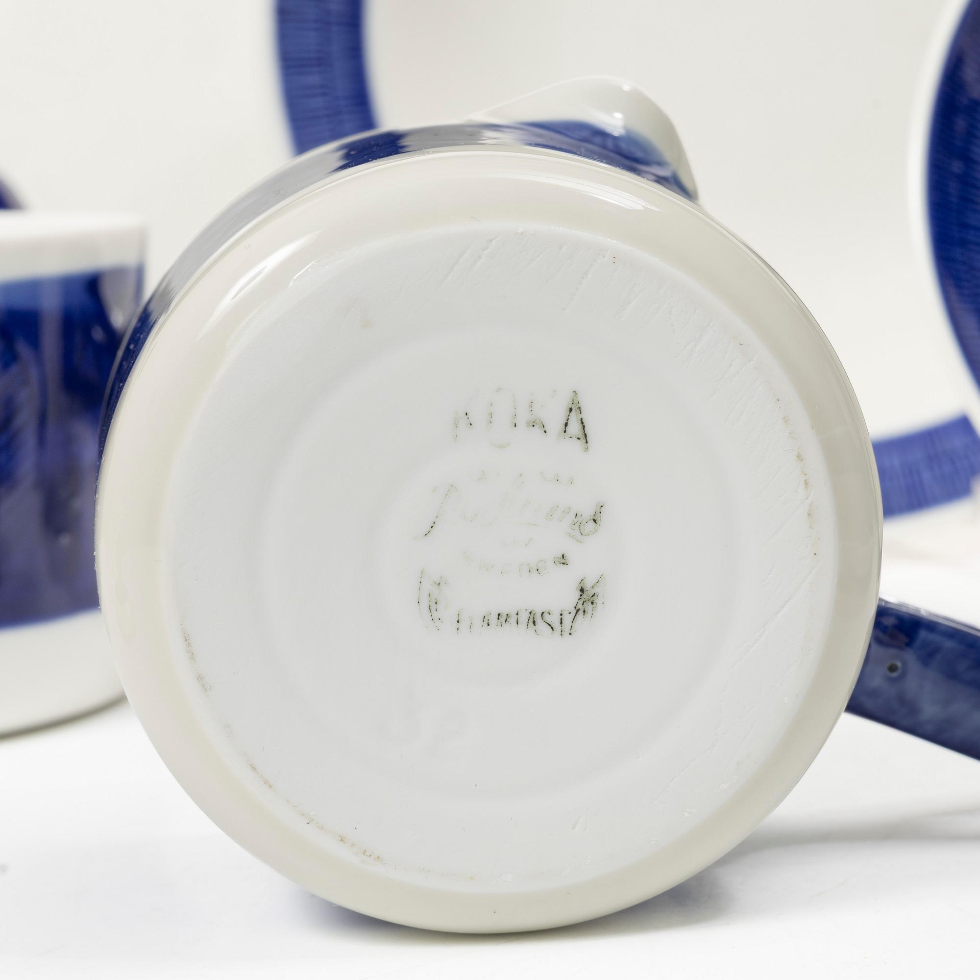Hertha Bengtson, Dinner service, 55 pieces, porcelain, “Koka Blå”, Rörstrand.
